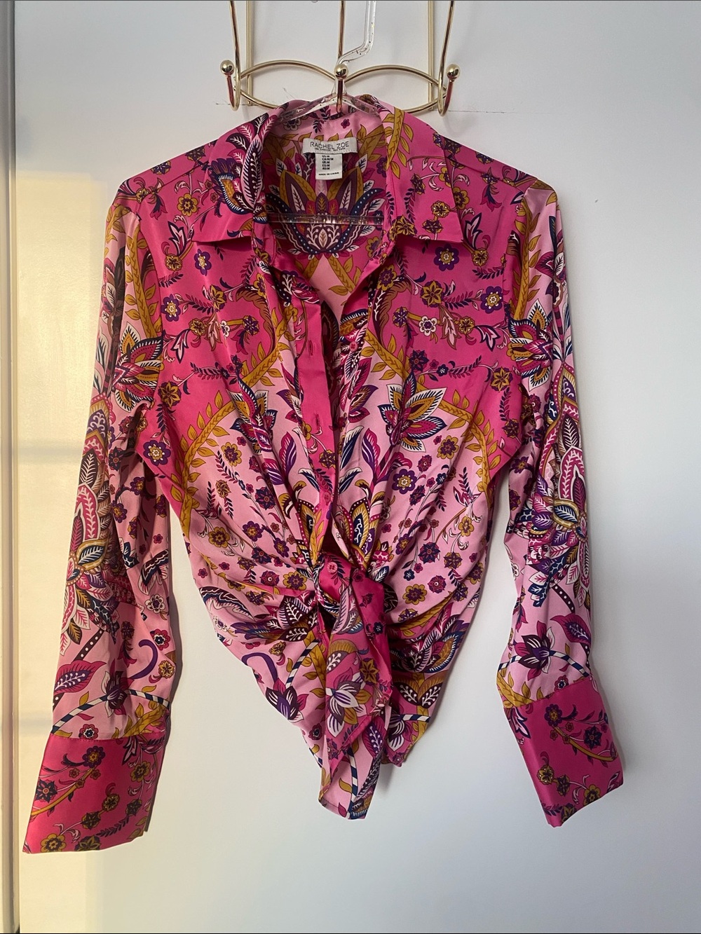 RACHEL ZOE Pink Paisley Floral Tie-Front Button Down Shirt 🩷